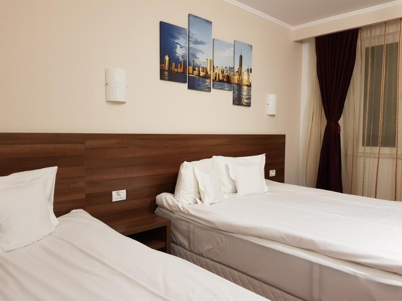 אלבה לוליה Hotel Hermes מראה חיצוני תמונה